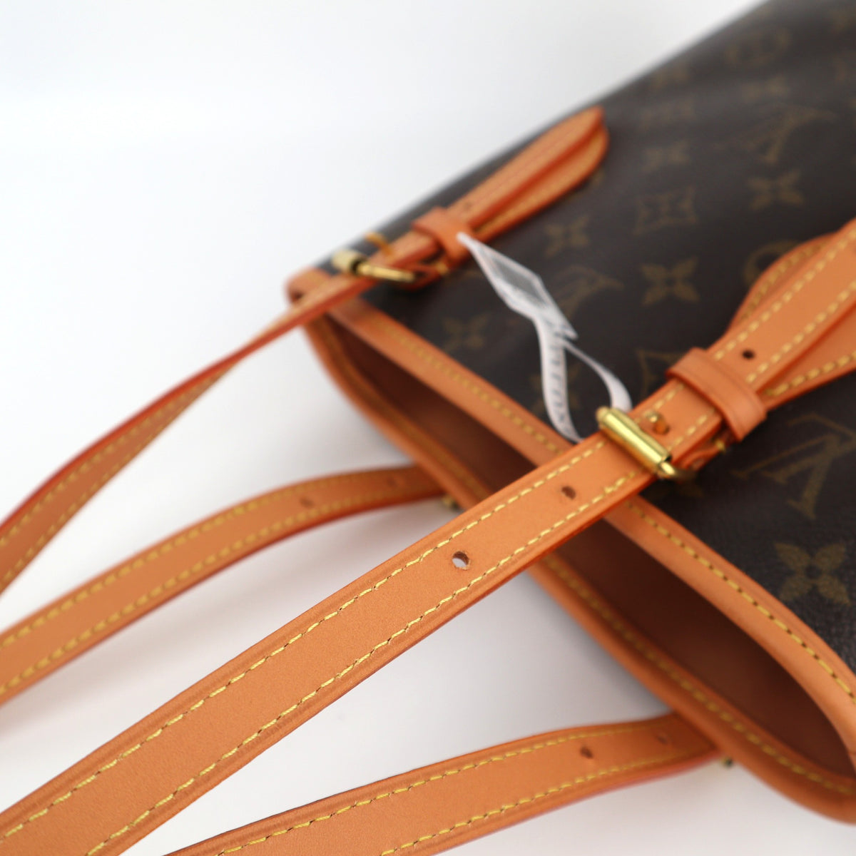 Louis Vuitton Monogram Canvas Petit Bucket Shoulder Bag C1692R | Pre-Owned Very Good Brown Monogram Canvas