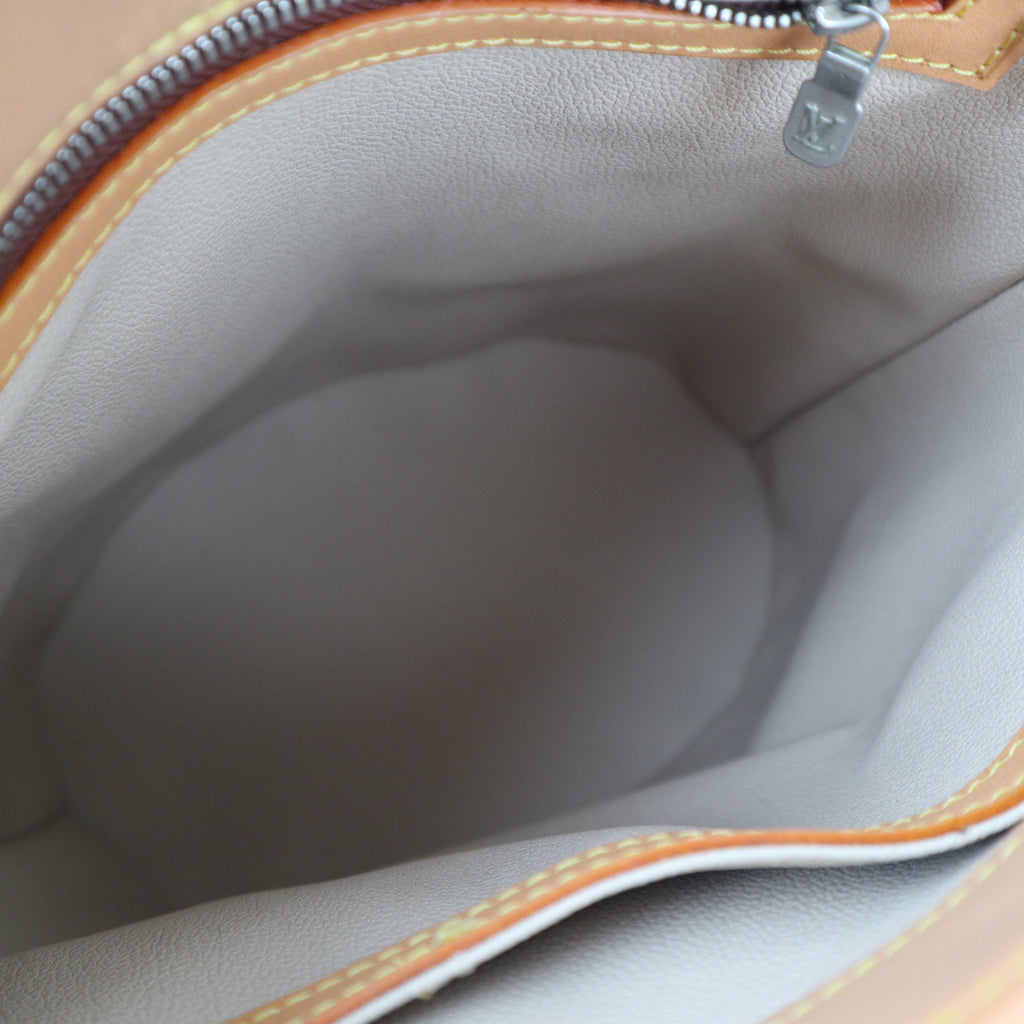 Louis Vuitton Monogram Canvas Petit Bucket Shoulder Bag C1692R | Pre-Owned Very Good Brown Monogram Canvas
