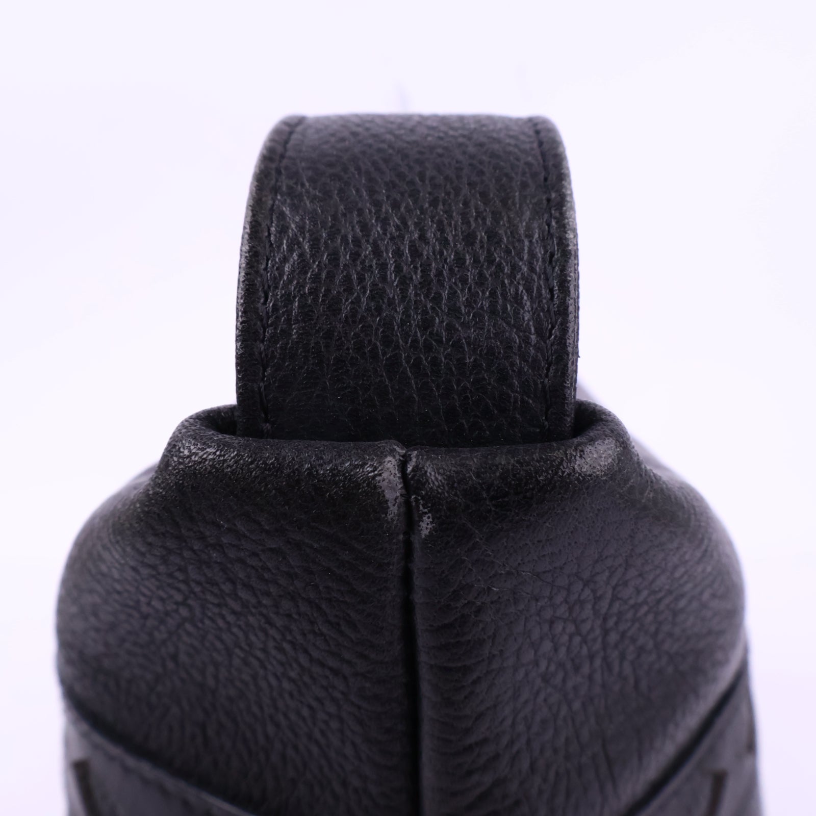 J2951 Saint Laurent Top Handle Bag Black Leather vanity Style hand Bag | Pre-Owned Black Leather