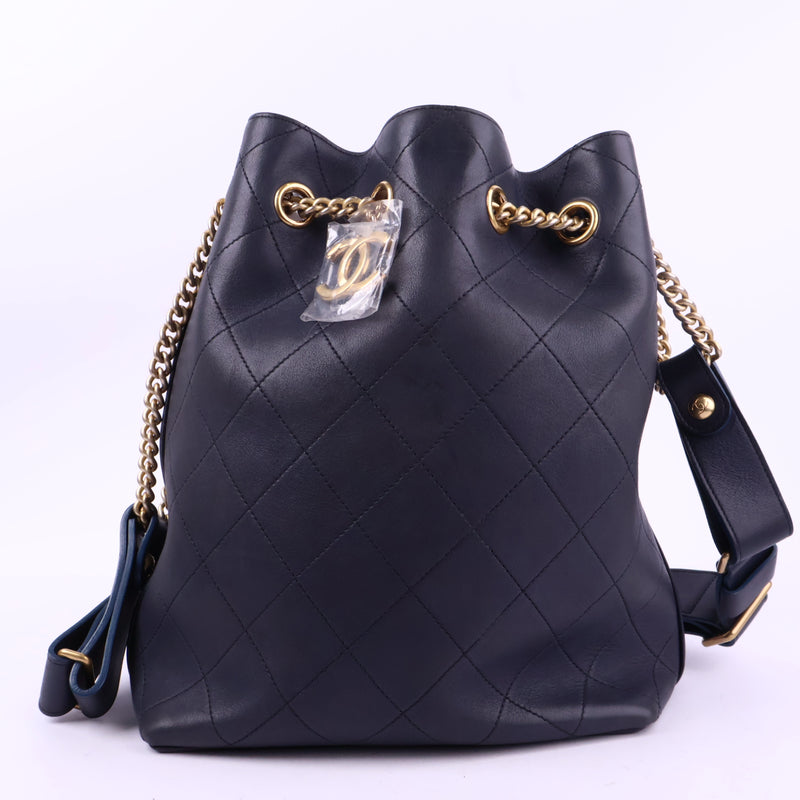 J2943 Chanel Shoulder Bag on my Should' Small Drawstring Bag | Pre-Owned