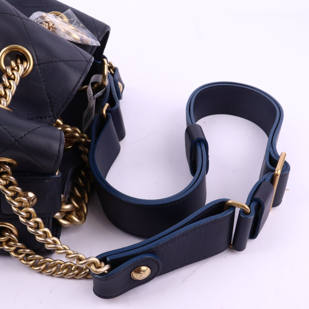 J2943 Chanel Shoulder Bag on my Should' Small Drawstring Bag | Pre-Owned