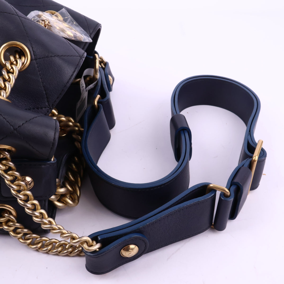 J2943 Chanel Shoulder Bag on my Should' Small Drawstring Bag | Pre-Owned