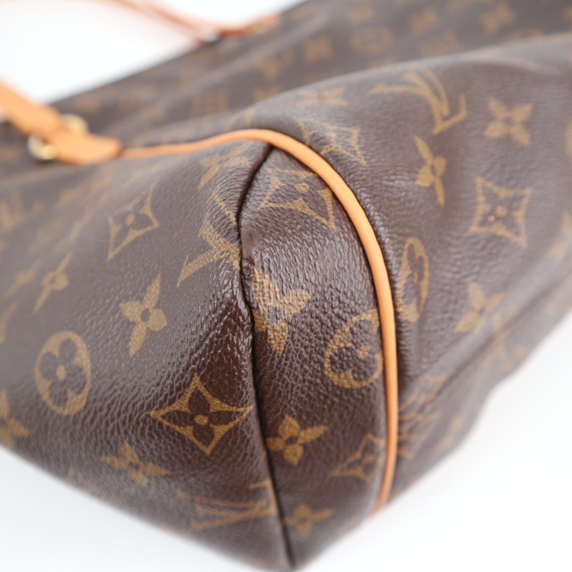 Louis Vuitton Monogram Totally MM Shoulder Bag C1698R | Pre-Owned Excellent Brown Monogram Canvas