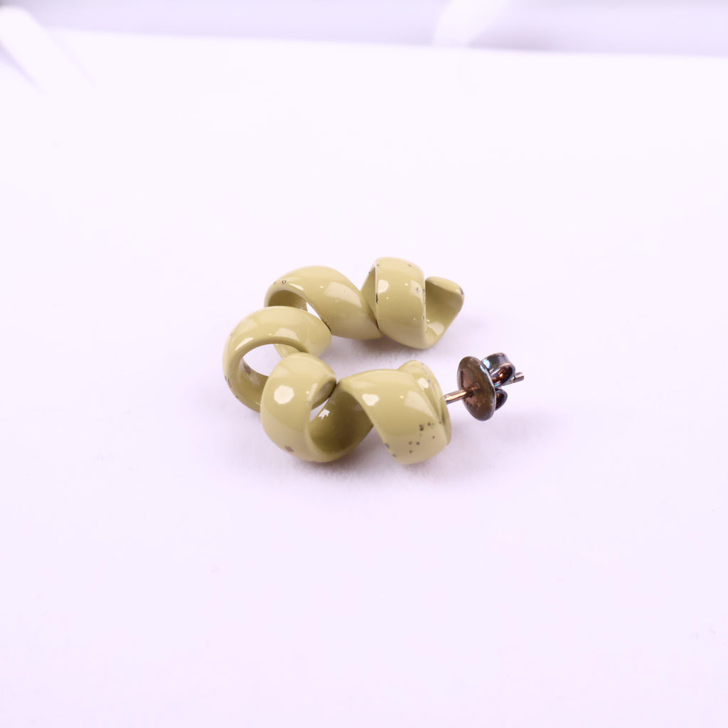 J3751 Bottega Veneta Earrings Turn Ceramic Earrings | Pre-Owned Ceramic