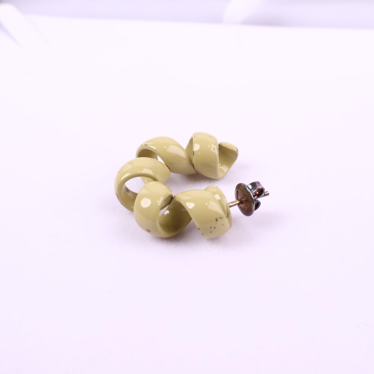 J3751 Bottega Veneta Earrings Turn Ceramic Earrings | Pre-Owned Ceramic