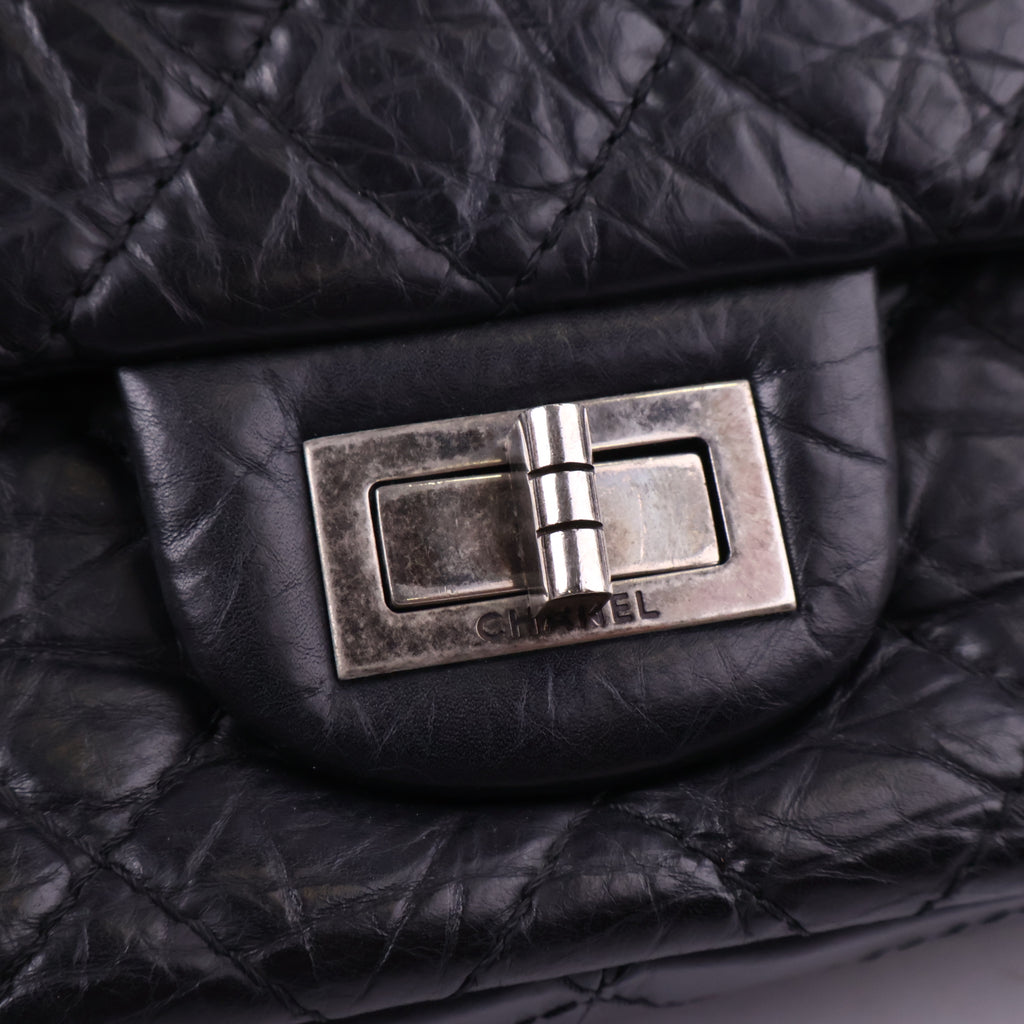 J3753 Chanel Shoulder Bag 2.55 Reissue Maxi Double Flap Bag | Pre-Owned Leather
