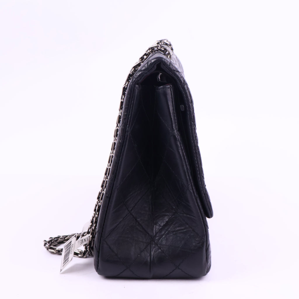 J3753 Chanel Shoulder Bag 2.55 Reissue Maxi Double Flap Bag | Pre-Owned Leather
