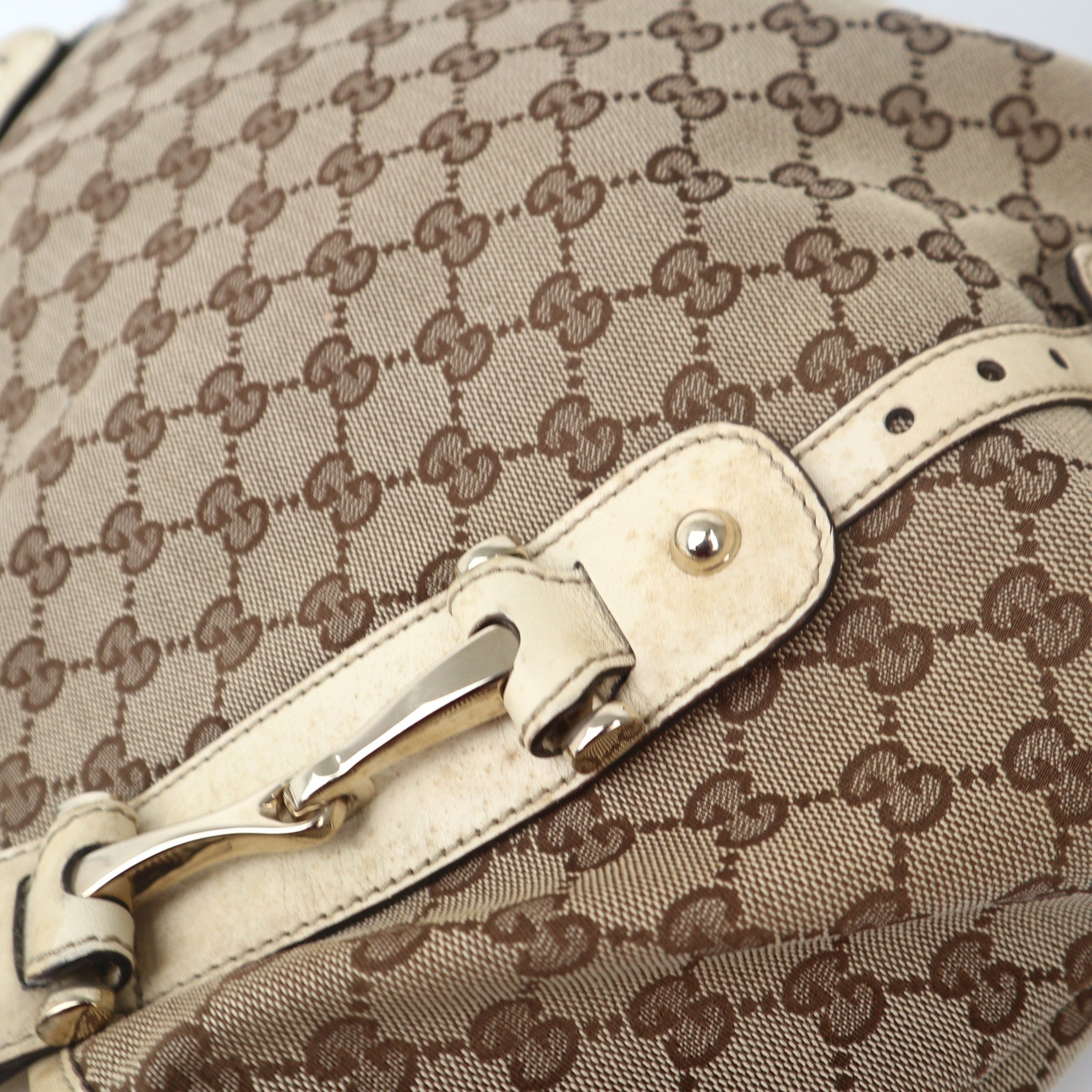 C1120 Gucci Beige/White GG Canvas Pelham Medium Shoulder Bag-Pre Owned