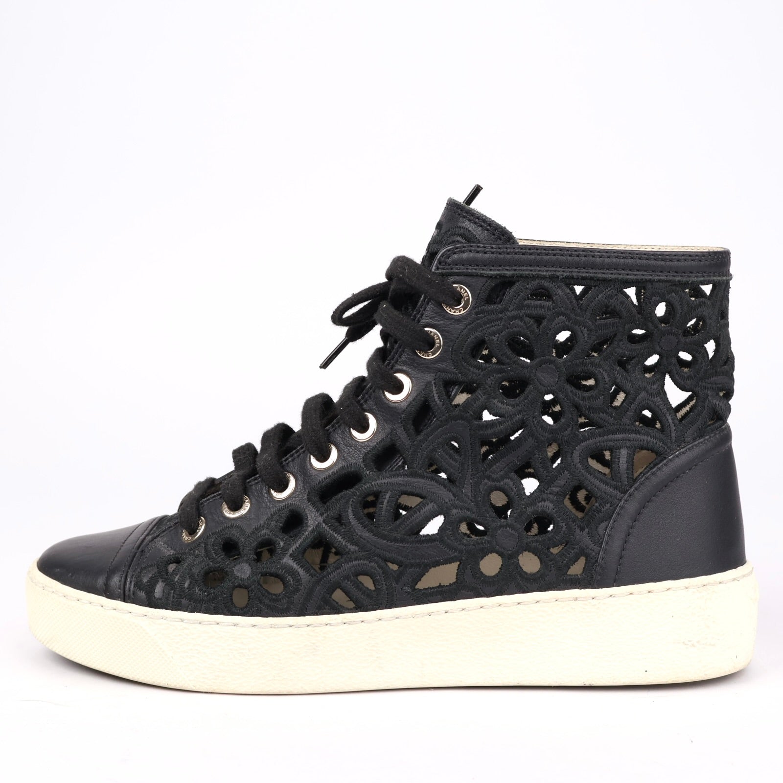 J1325 CHANEL Black Lace Floral High-Top Sneakers with Leather Trim EU36/ UK3.5- Pre Owned