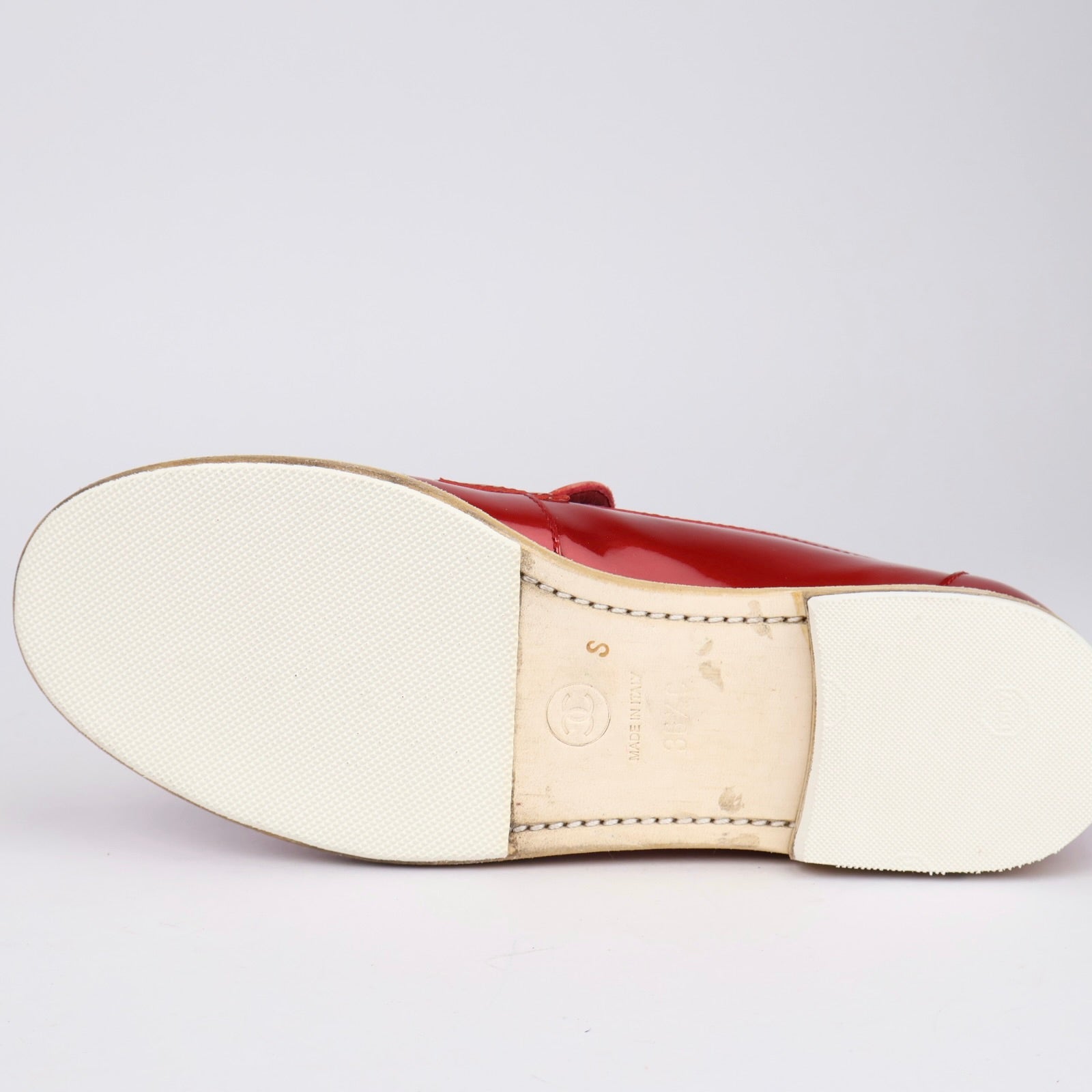 J1327 CHANEL Red Patent Leather CC Logo Loafers EU36.5/UK3.5- Pre Owned