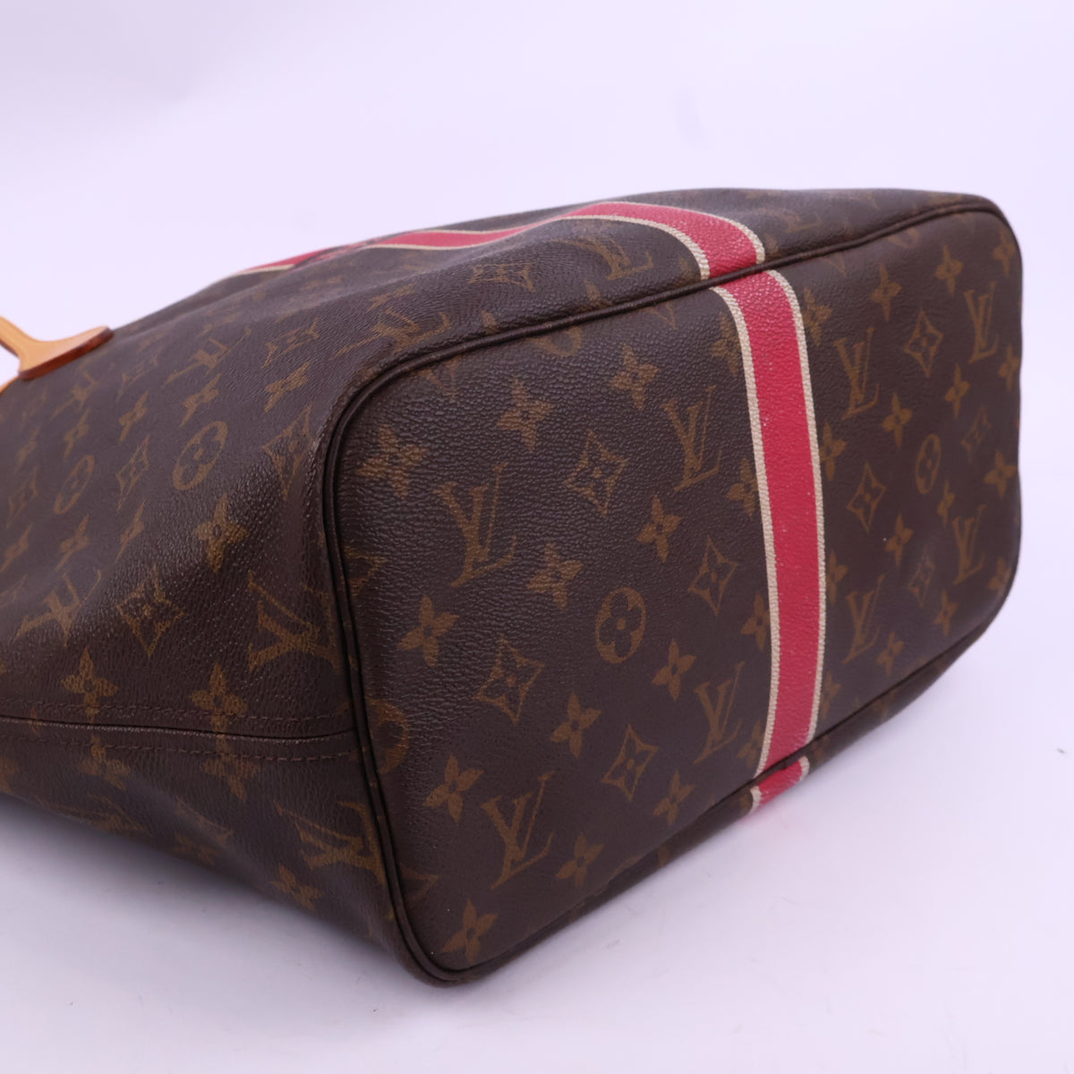 J2899 Louis Vuitton Tote Bag Neverfull MM Monogram tote bag with pink Stripe detail LMY | Pre-Owned Brown / Pink Monogram Monogram coated canvas