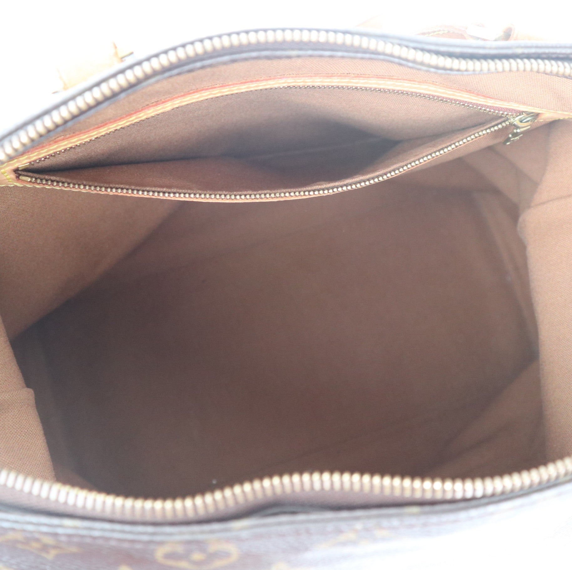 C1124 Louis Vuitton Cabas Mezzo Monogram Tote shoulder Bag-Pre Owned