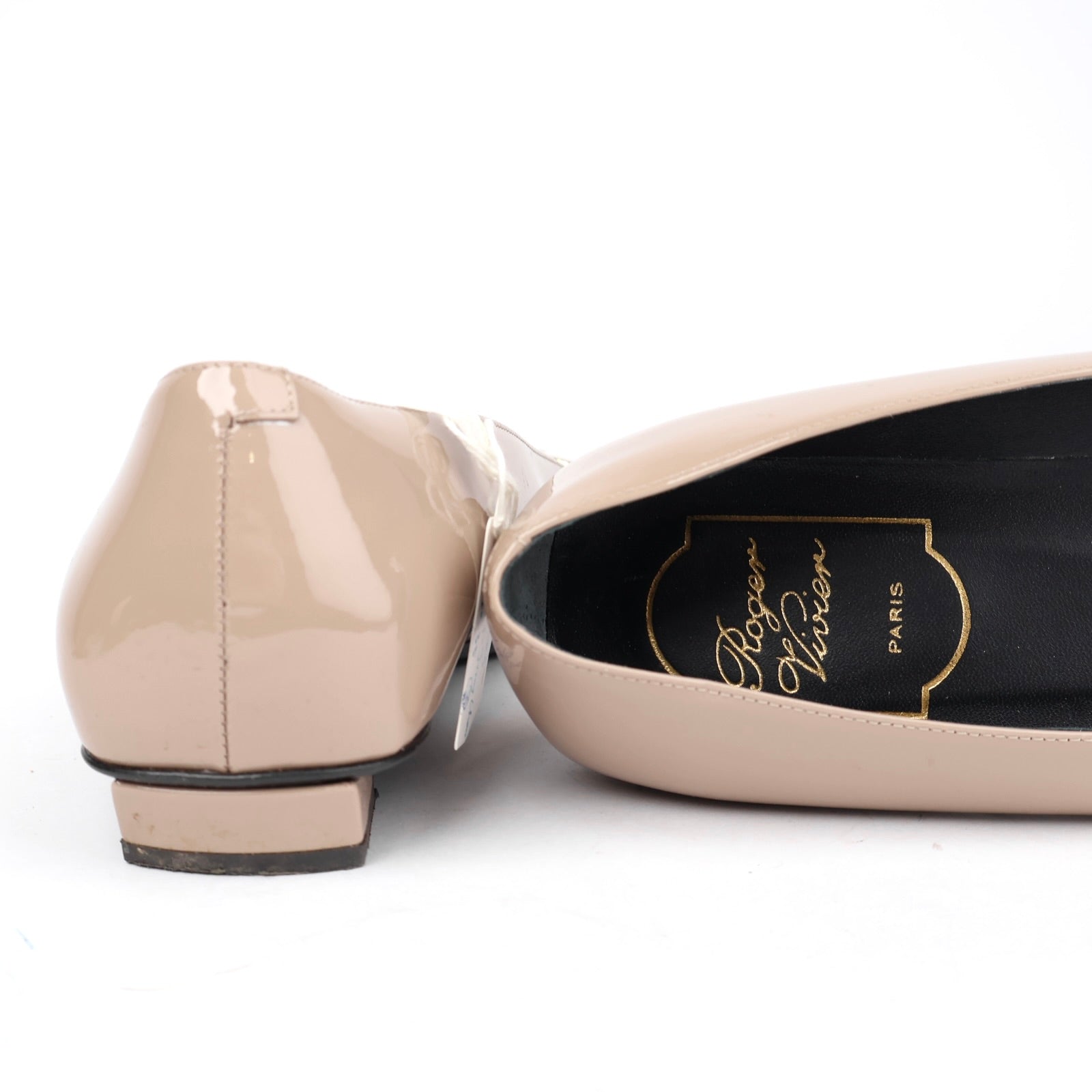 J1329 Roger Vivier Belle Vivier Patent Leather Flats in Nude EU38/UK5- Pre Owned