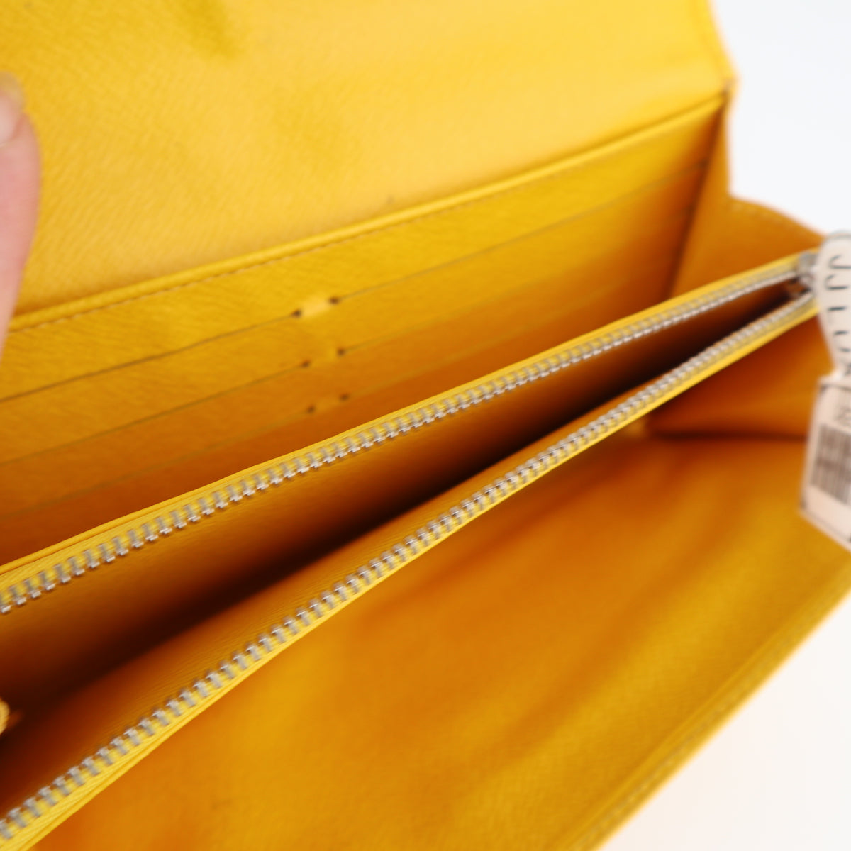 C2581 Louis Vuitton Wallet Yellow Epi Walle | Pre-Owned Very Good Yellow Leather