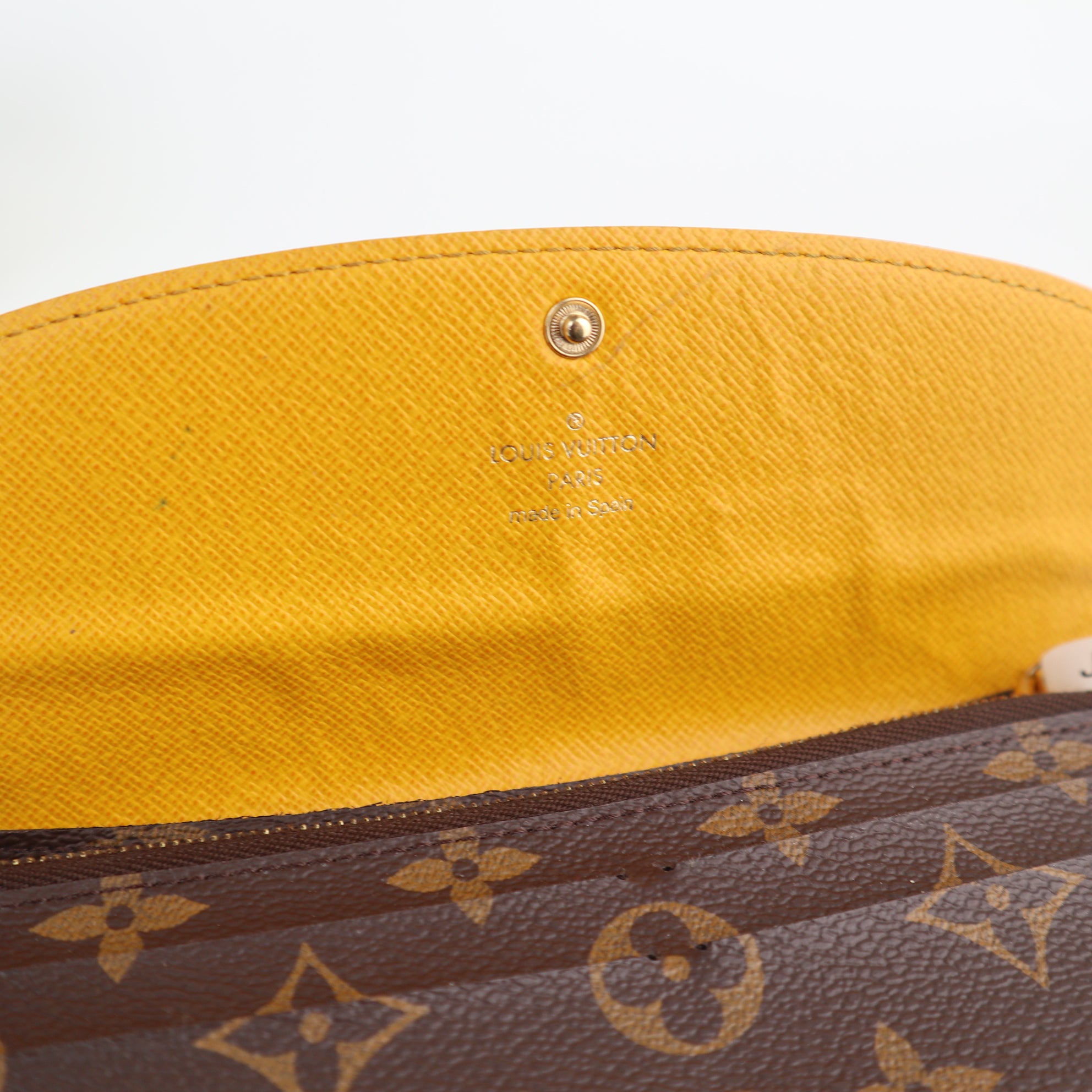 C2583 Louis Vuitton Wallet Monogram Emille Wallet yellow | Pre-Owned Very Good Yellow Canvas Monogram