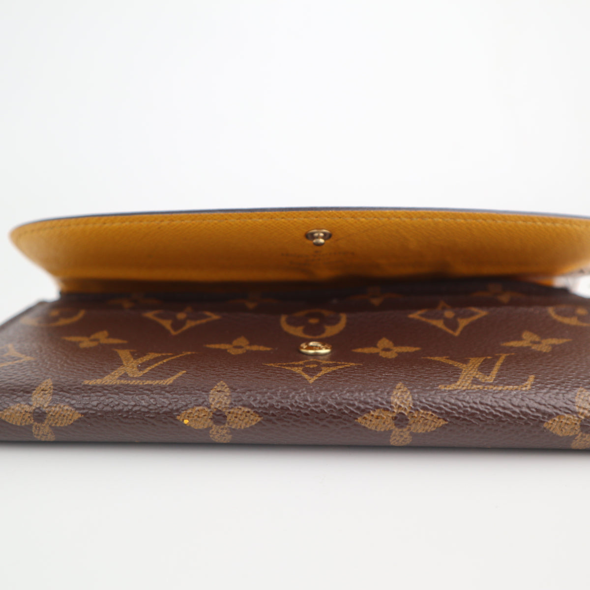 C2583 Louis Vuitton Wallet Monogram Emille Wallet yellow | Pre-Owned Very Good Yellow Canvas Monogram