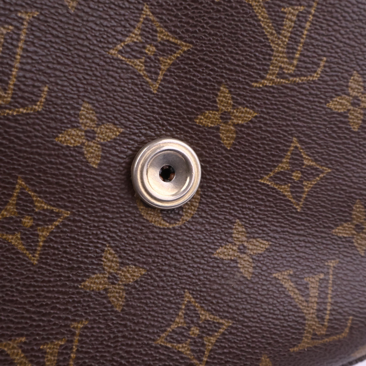 J2696 Louis Vuitton Shoulder Bag Monogram Saint-Cloud | Pre-Owned Excellent Brown Monogram Coated canvas