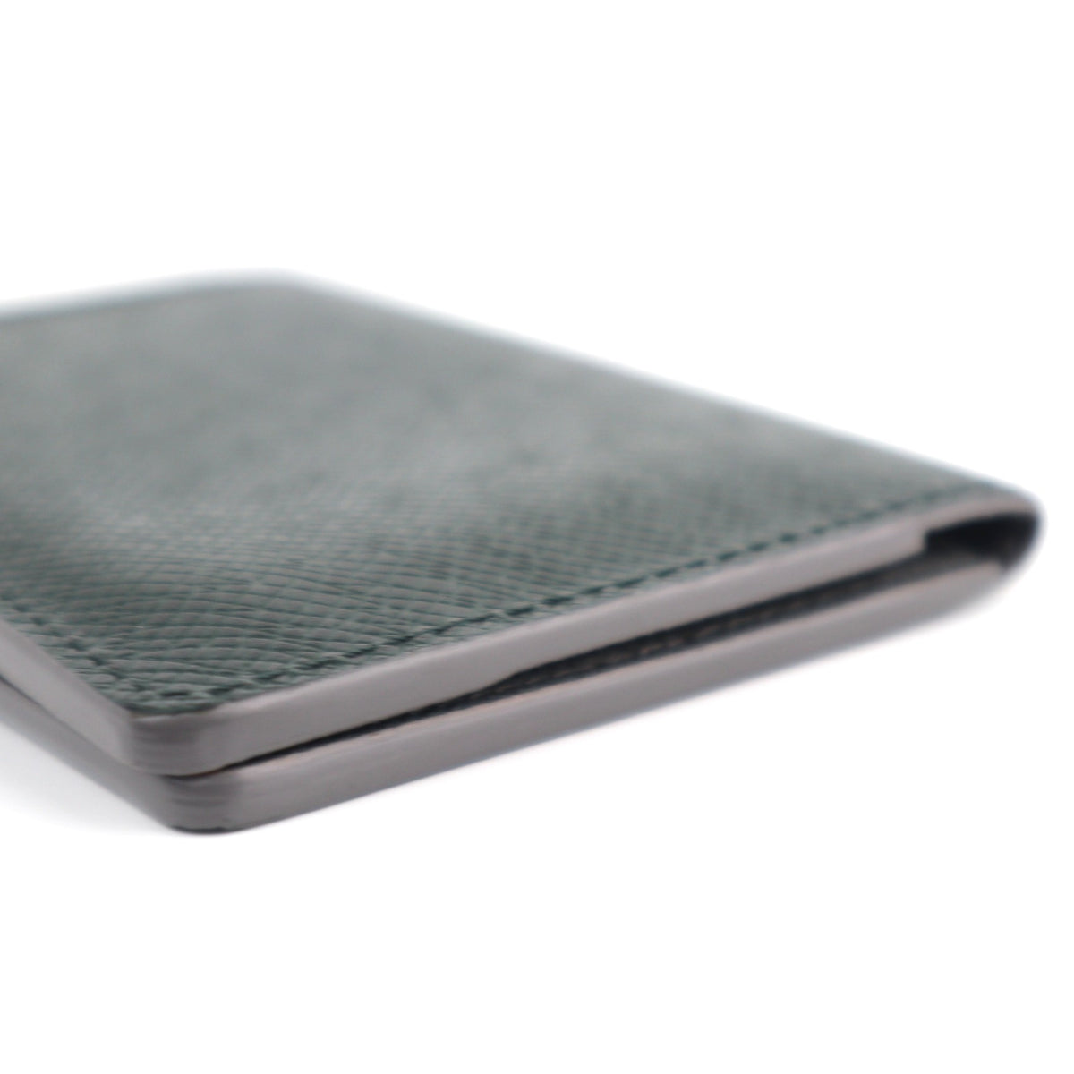 C2590# Louis Vuitton Wallet Taiga card holder | Pre-Owned Very Good Leather Plain