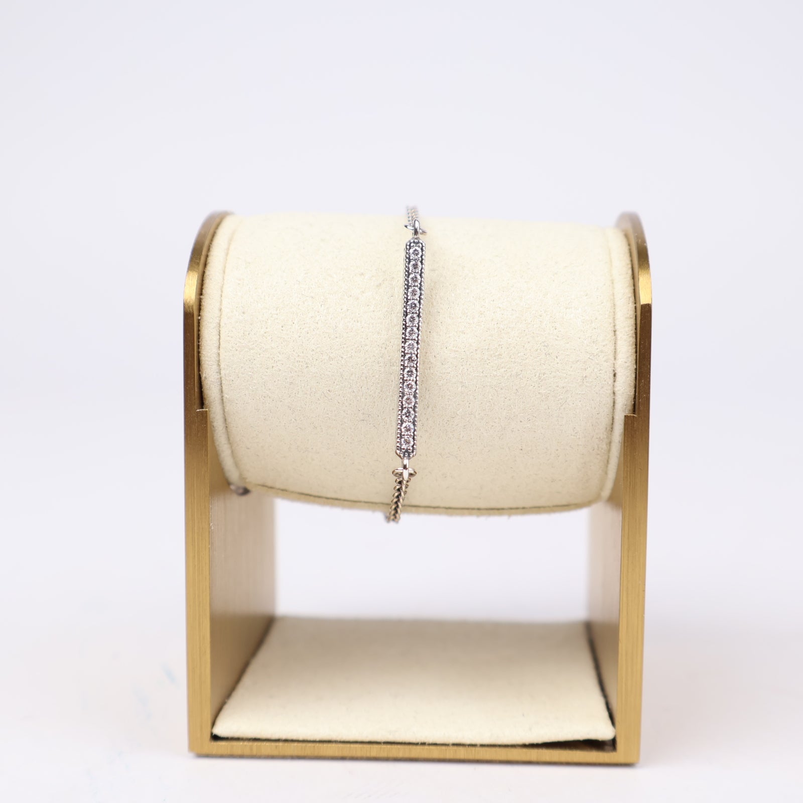 J1296 Pandora Sparkling Bar Chain Bracelet- Pre Owned