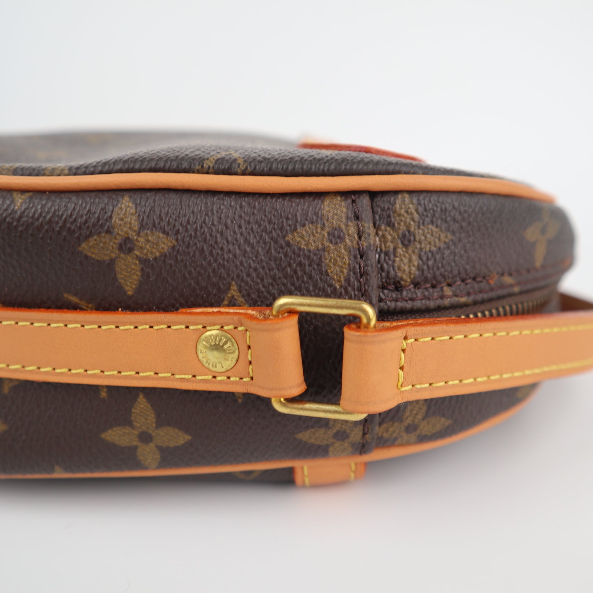 Louis Vuitton Monogram canvas Blois Shoulder Bag C1730R | Pre-Owned Excellent Brown Monogram Canvas