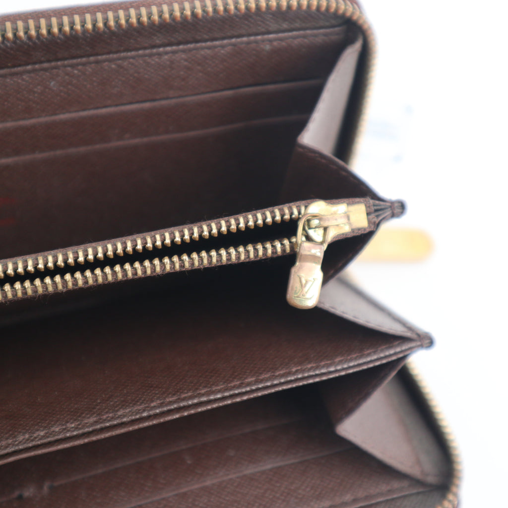 C2593 Louis Vuitton Wallet Damier Ebene Zippy Wallet | Pre-Owned Very Good Brown Coated canvas Damier Ebene