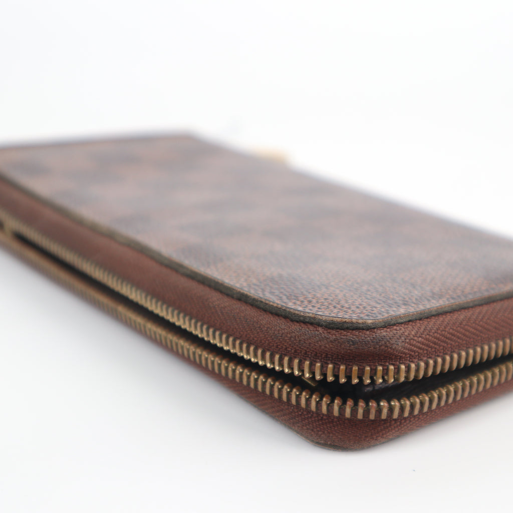 C2593 Louis Vuitton Wallet Damier Ebene Zippy Wallet | Pre-Owned Very Good Brown Coated canvas Damier Ebene