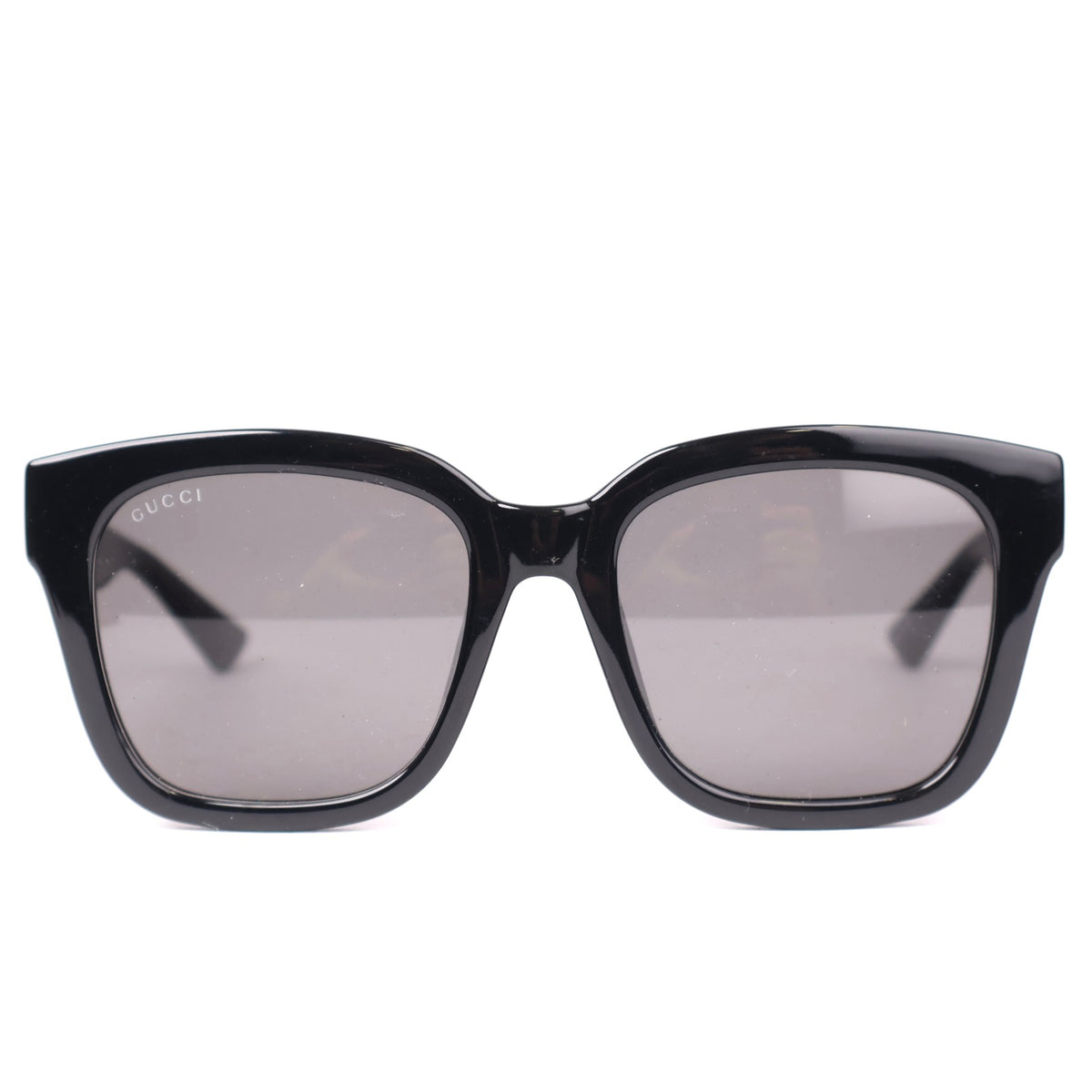 J1287 Gucci Sunglass Hut with Grey lenses and Black frame- Pre Owned