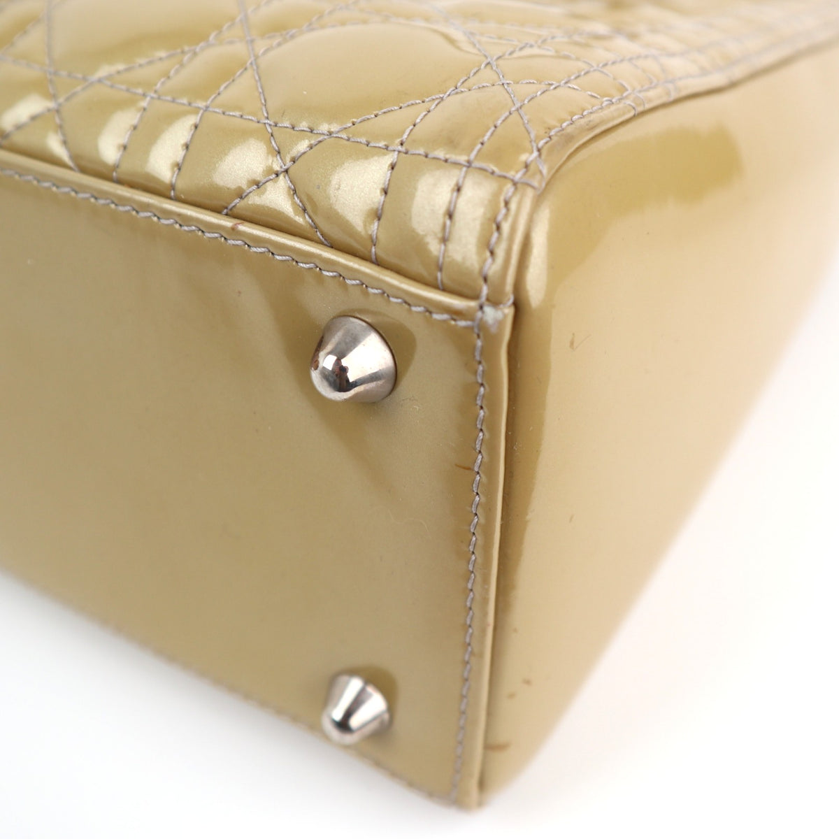 Christian Dior Patent Cannage Large Lady Dior Beige Shoulder Bag C1736 | Pre-Owned Very Good Beige Cannage Patent leather