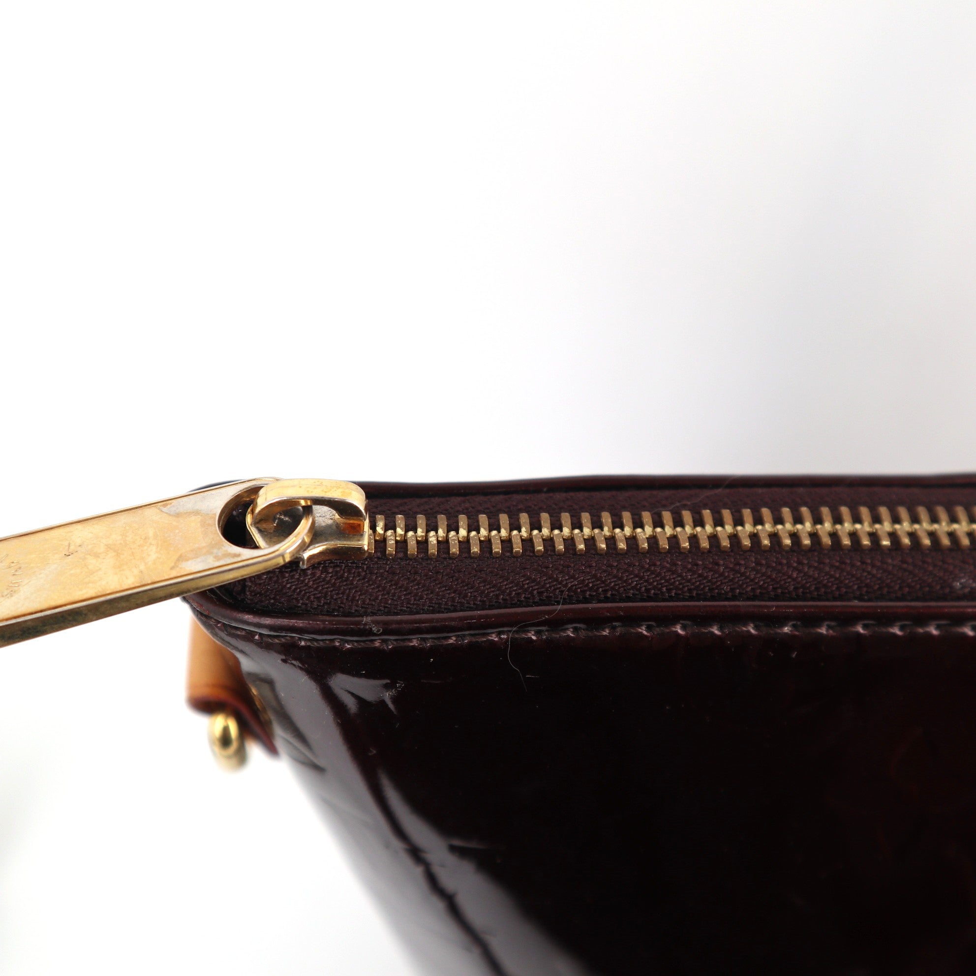 C2478 Louis Vuitton Shoulder Bag Monogram Vernis Bellevue GM Amarante | Pre-Owned Very Good Amarante Monogram Vernis patent leather Monogram Vernis