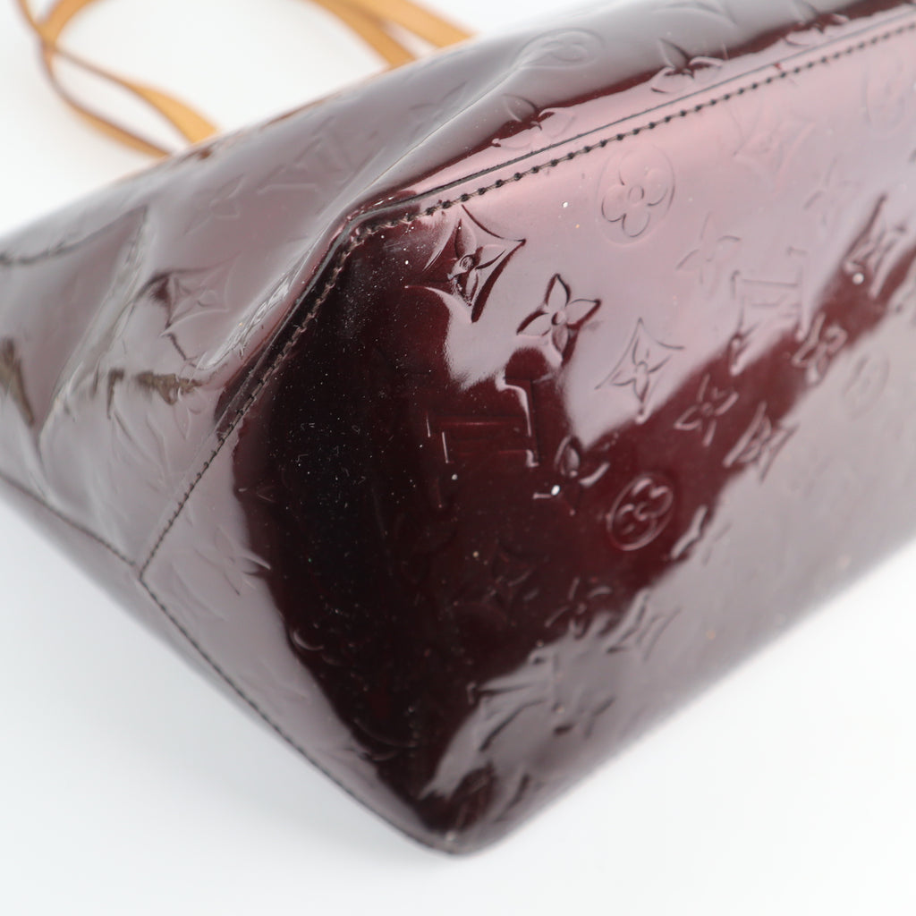 C2478 Louis Vuitton Shoulder Bag Monogram Vernis Bellevue GM Amarante | Pre-Owned Very Good Amarante Monogram Vernis patent leather Monogram Vernis