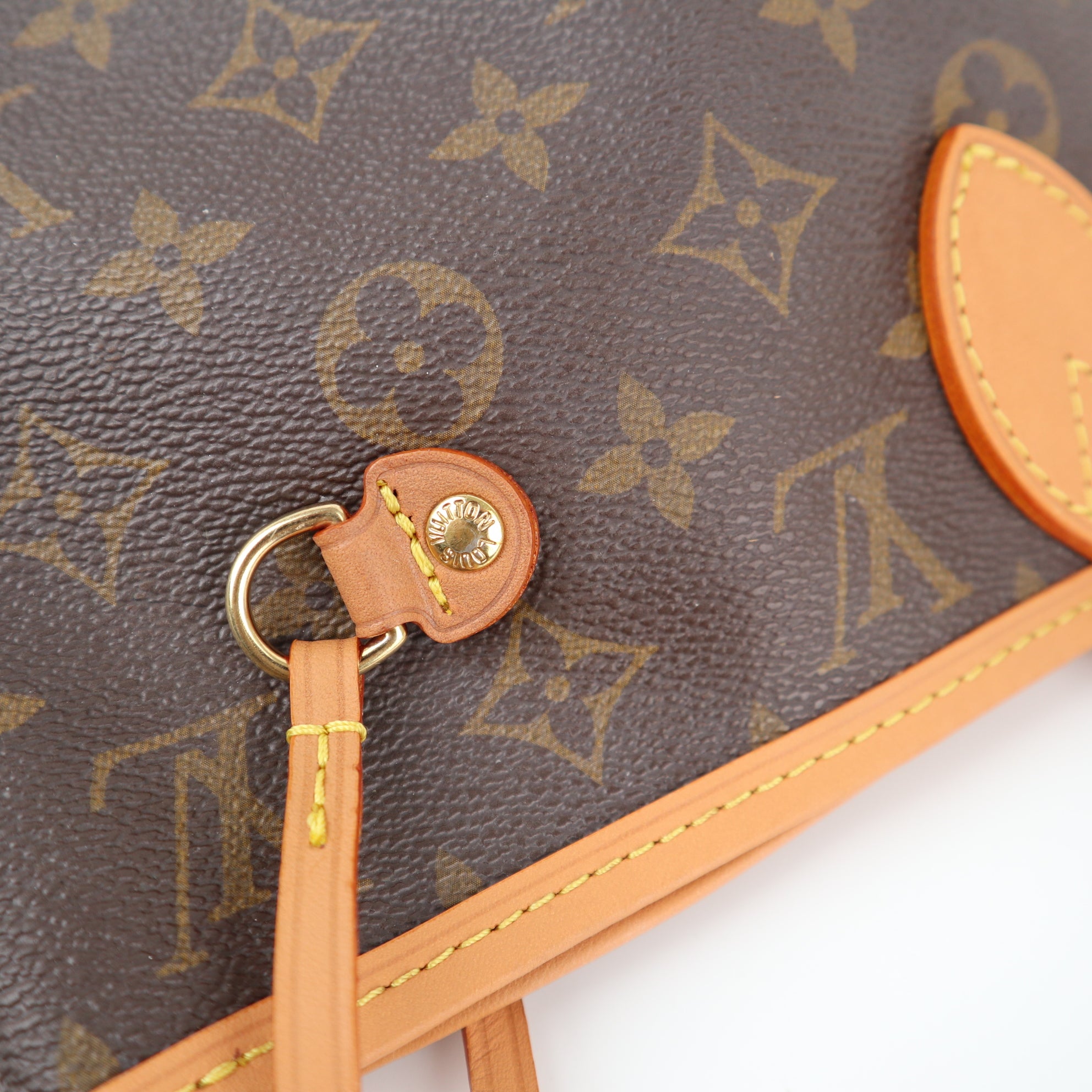 Louis Vuitton Monogram Canvas Neverfull MM Shoulder Bag C1737R | Pre-Owned Very Good Brown Monogram Canvas
