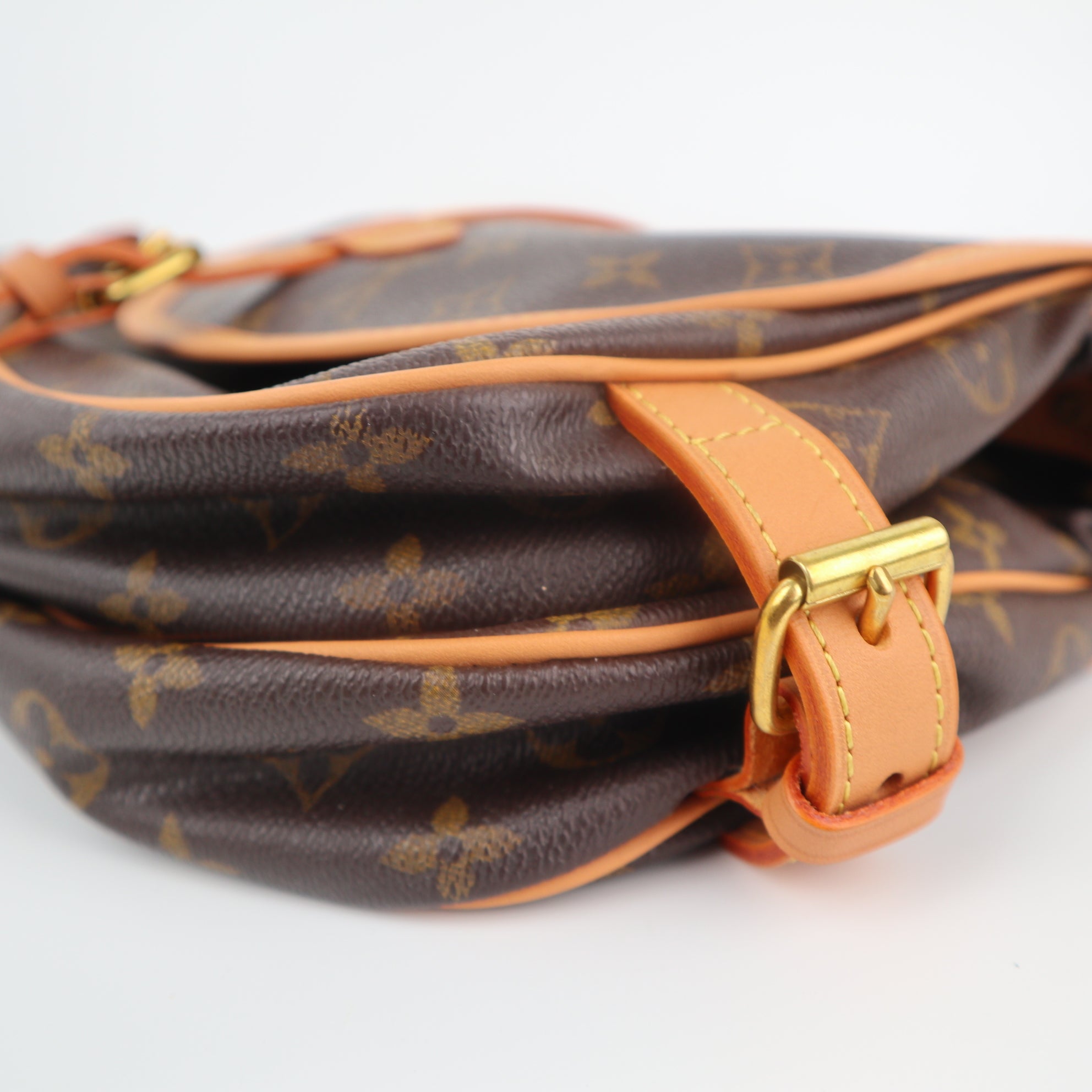 Louis Vuitton Monogram Canvas Saumur 30 Shoulder Bag C1741R | Pre-Owned Excellent Brown Monogram Canvas