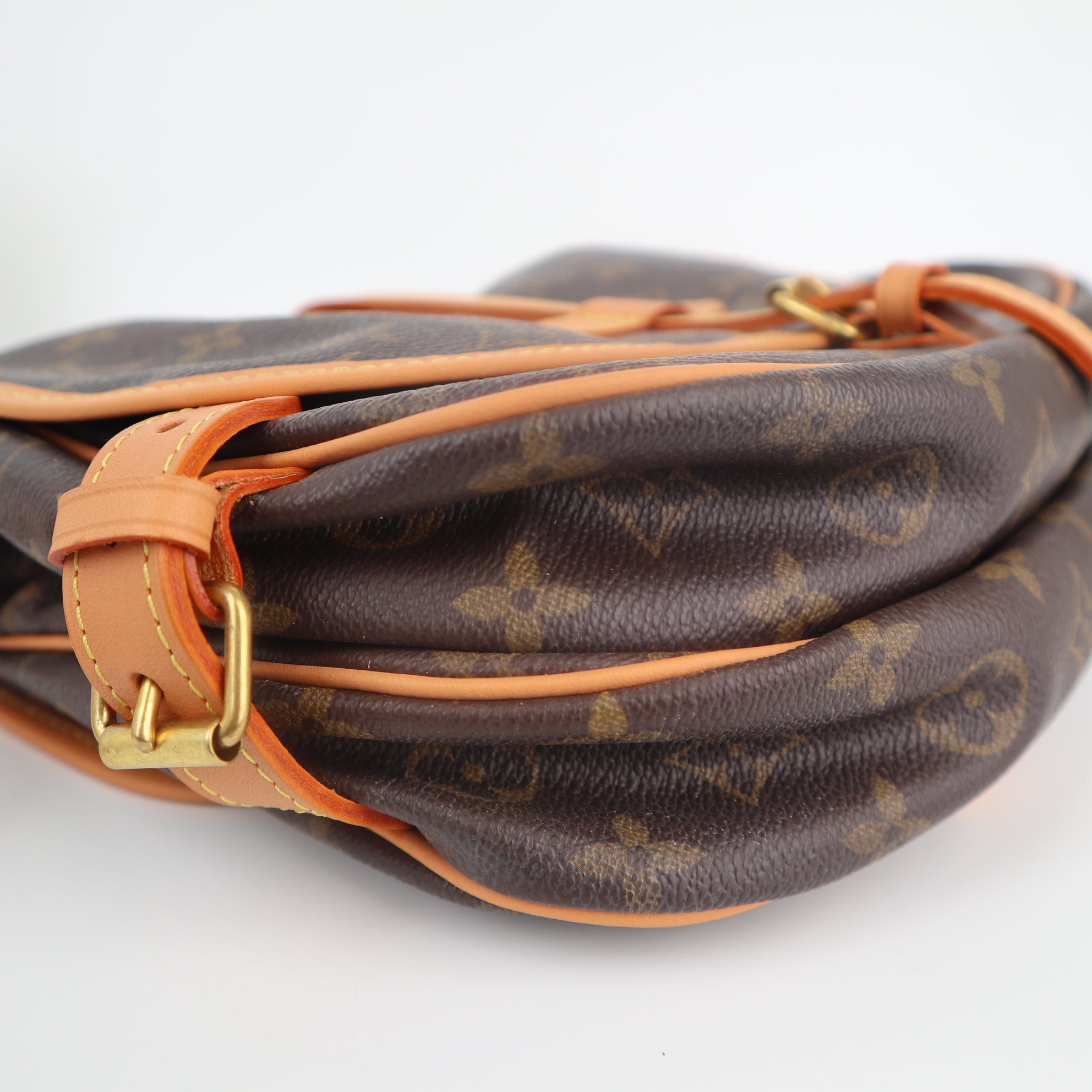 Louis Vuitton Monogram Canvas Saumur 30 Shoulder Bag C1742R | Pre-Owned Excellent Brown Monogram Canvas