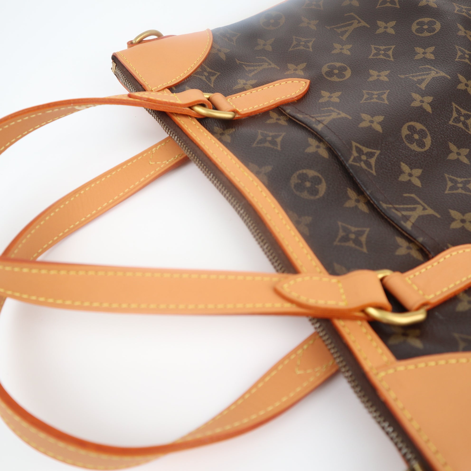 Louis Vuitton Monogram Canvas Odeon GM Shoulder Bag C1743R | Pre-Owned Excellent Brown Monogram Canvas