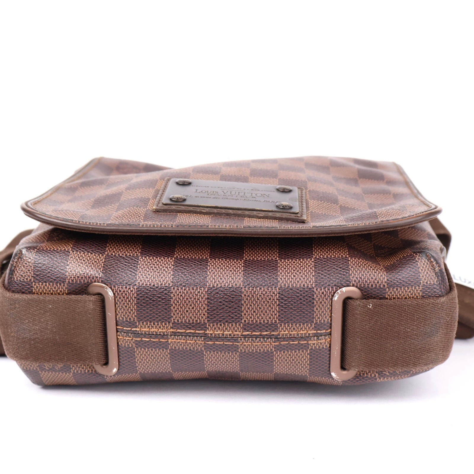J1254 Louis Vuitton Damier Canvas Brooklyn Messenger Bag- Pre Owned