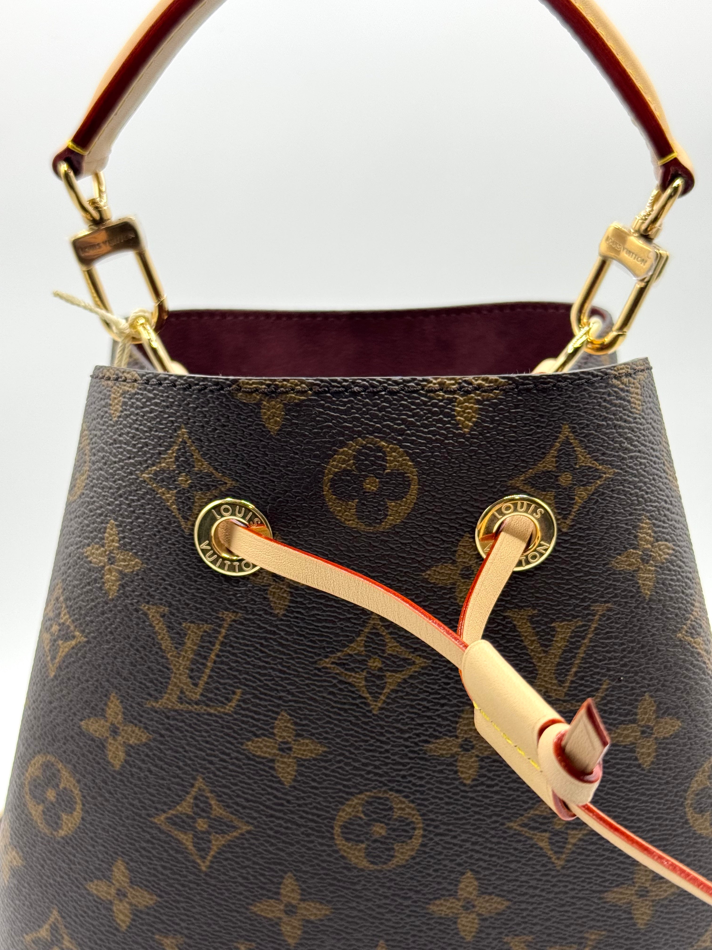 Louis Vuitton M46581 NéoNoé BB Bucket Bag