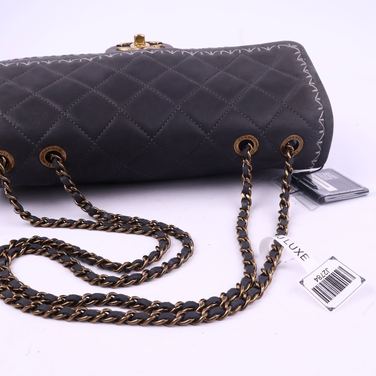 J2784 Chanel Shoulder Bag Happy Stitch | Pre-Owned Like New Nubuck leather