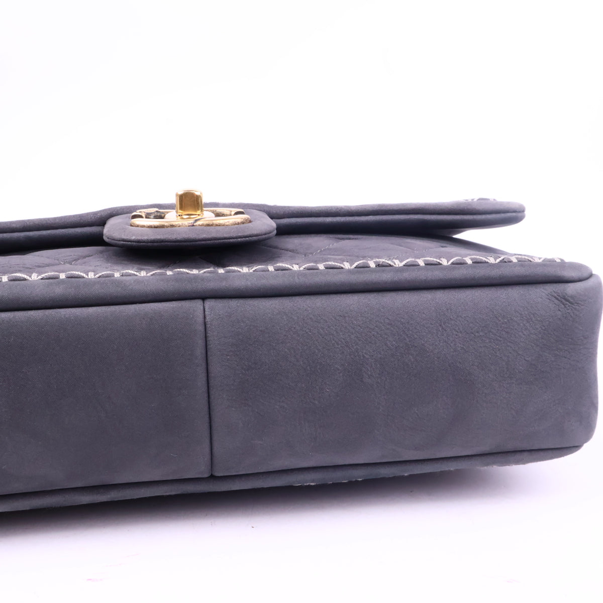 J2784 Chanel Shoulder Bag Happy Stitch | Pre-Owned Like New Nubuck leather
