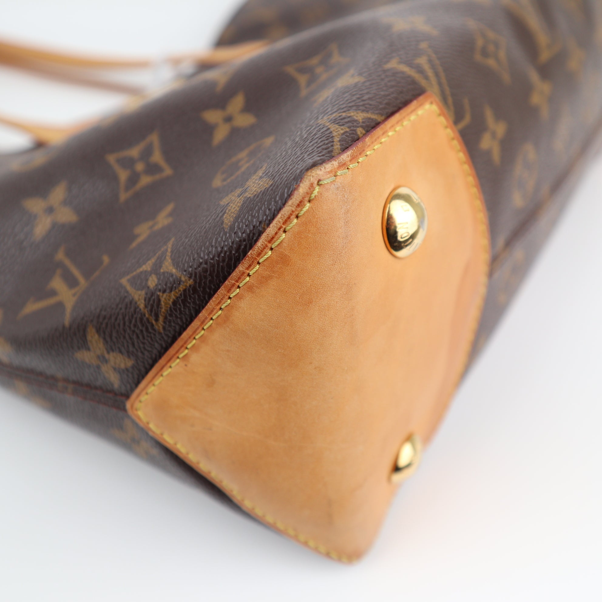 Louis Vuitton Monogram Canvas Wilshire MM Shoulder Bag C1762 | Pre-Owned Very Good Brown Monogram Canvas