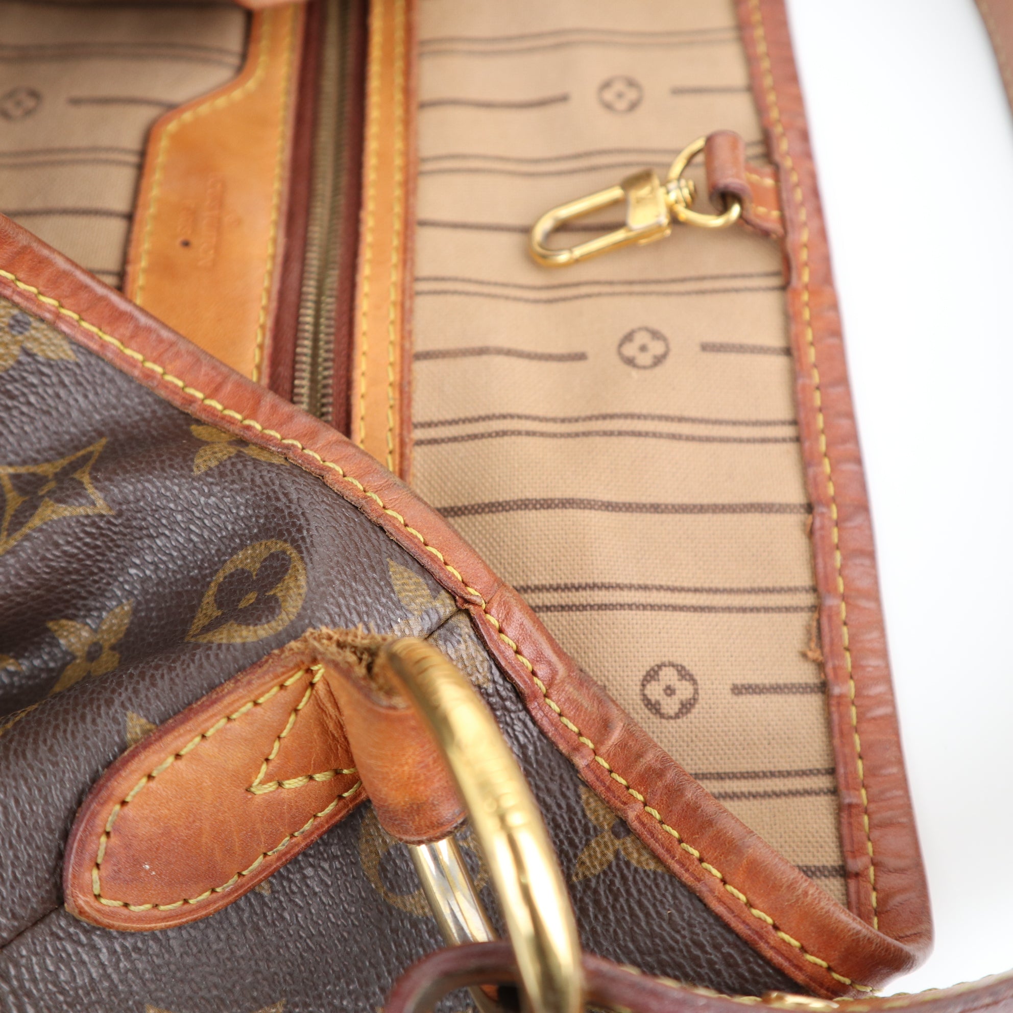 Louis Vuitton Monogram Canvas Delightful MM Shoulder Bag C1763 | Pre-Owned Very Good Brown Monogram Canvas