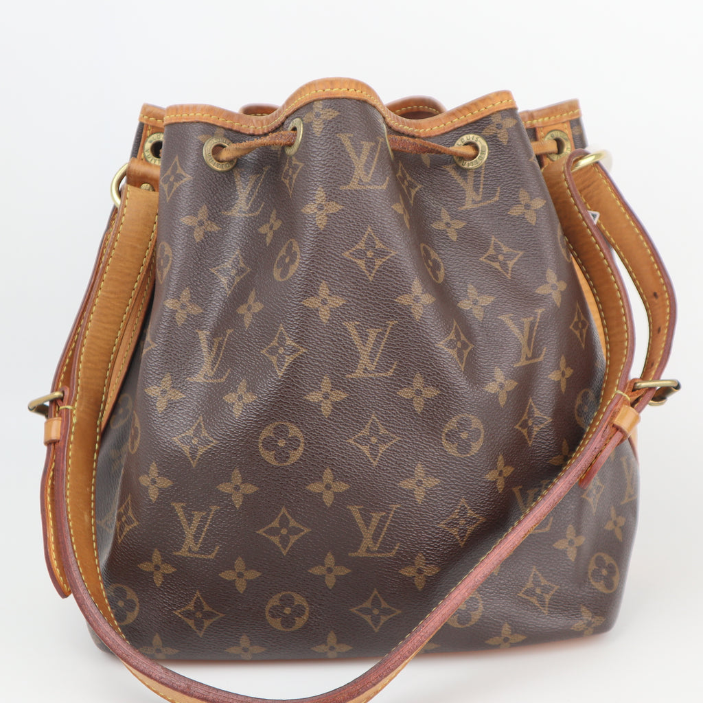 C2600 Louis Vuitton Bucket Bag Monogram Petit Noé bucket bag | Pre-Owned Very Good Brown Monogram Canvas