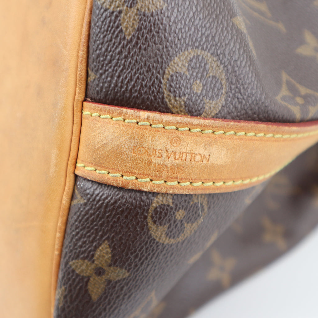 C2600 Louis Vuitton Bucket Bag Monogram Petit Noé bucket bag | Pre-Owned Very Good Brown Monogram Canvas