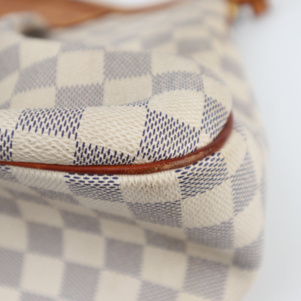 C2602 Louis Vuitton Shoulder Bag Damier Azur Siracusa MM | Pre-Owned Very Good White / Blue Damier Azur Canvas