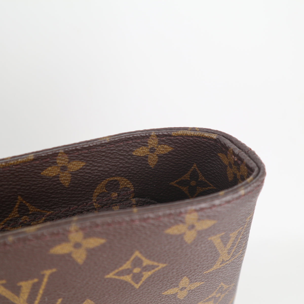 C2603 Louis Vuitton Shoulder Bag Monogram Luco | Pre-Owned Very Good Brown Monogram Canvas