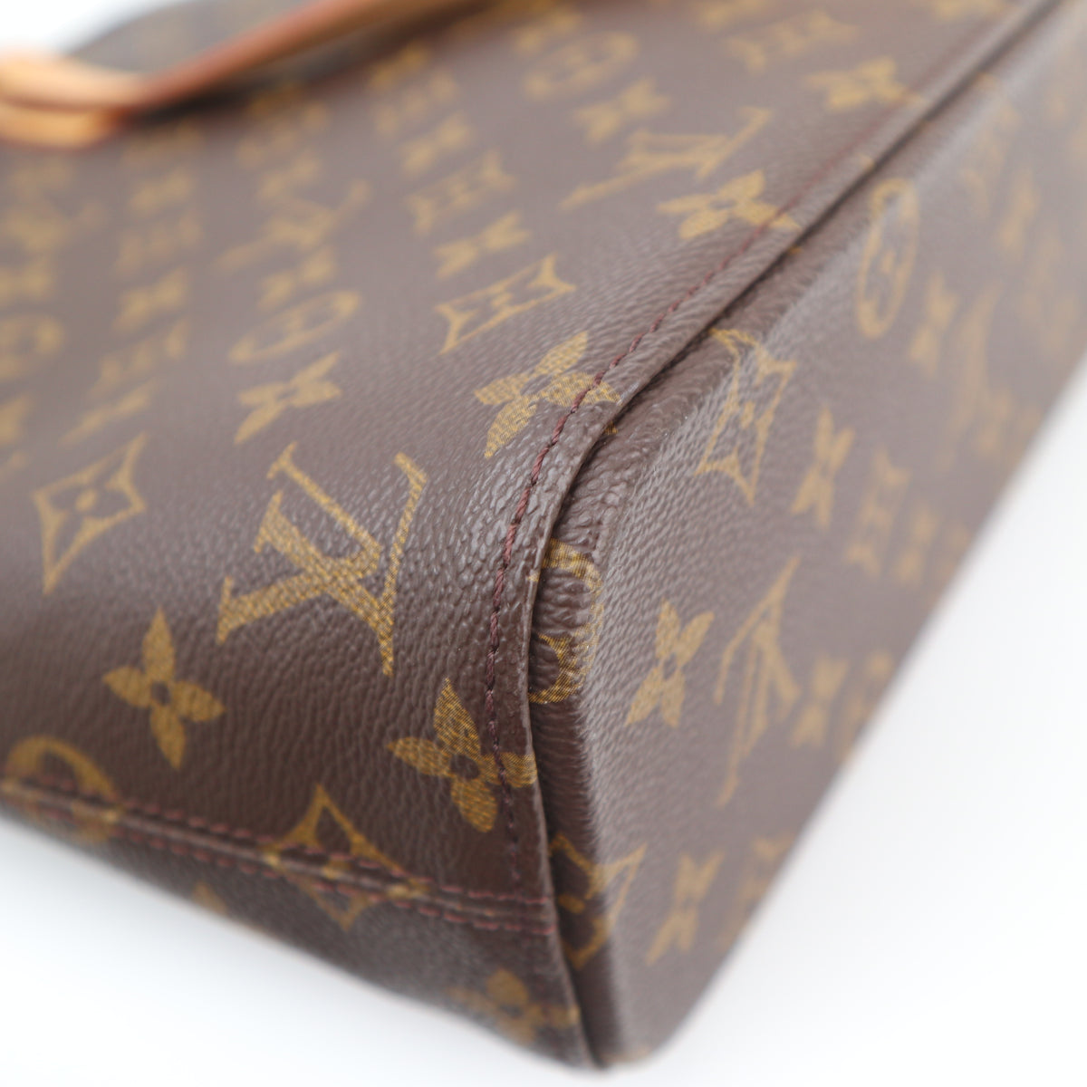 C2603 Louis Vuitton Shoulder Bag Monogram Luco | Pre-Owned Very Good Brown Monogram Canvas