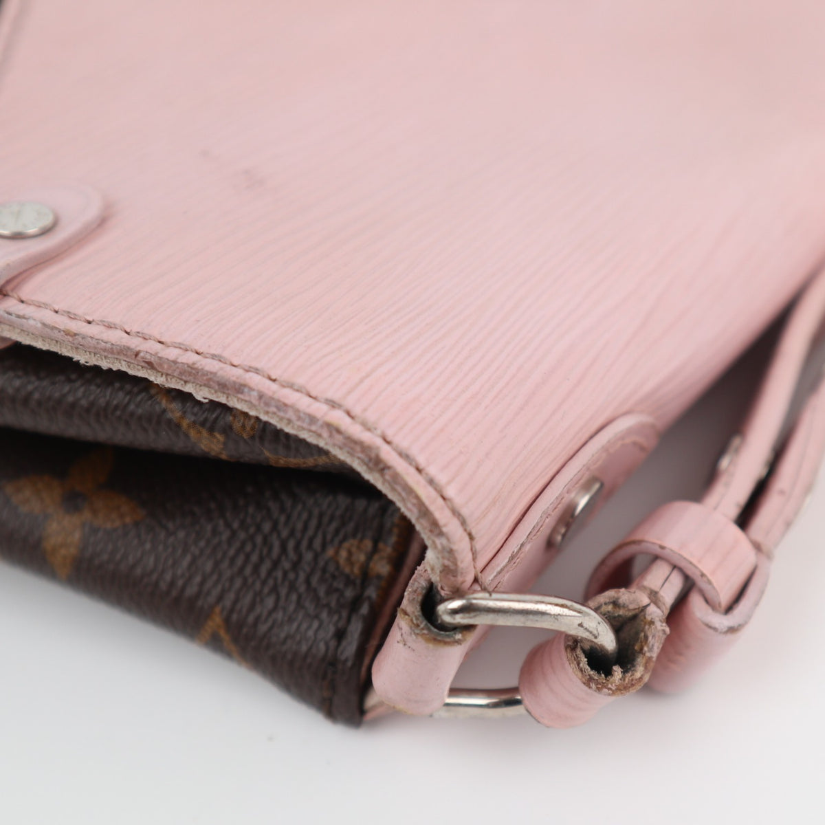 Louis Vuitton Monogram Rose Ballerine Epi Saint Michel Shoulder Bag C1771 | Pre-Owned Very Good Pink Monogram Canvas, Leather