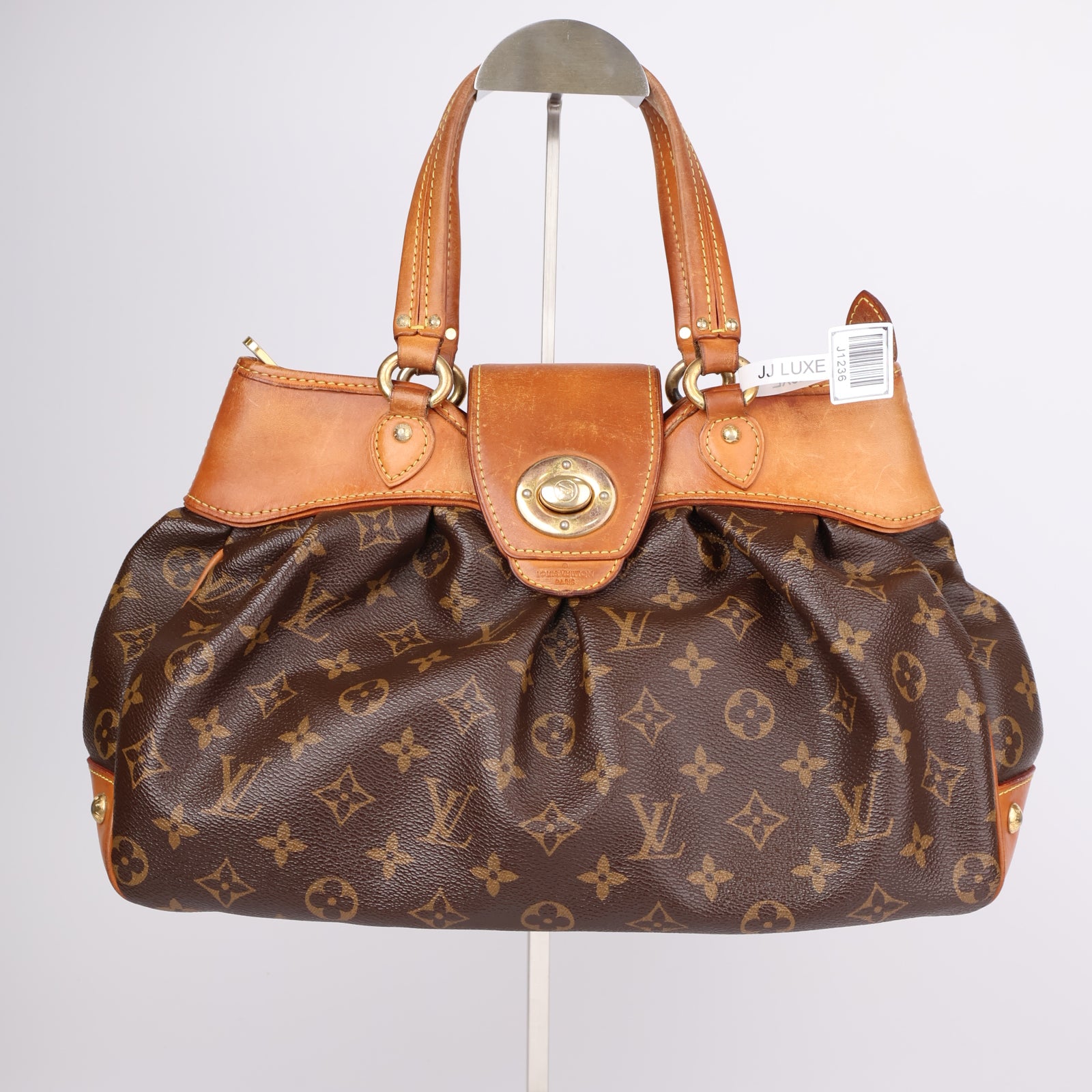 J1236-Louis Vuitton Monogram Boetie Shoulder Bag- Pre Owned