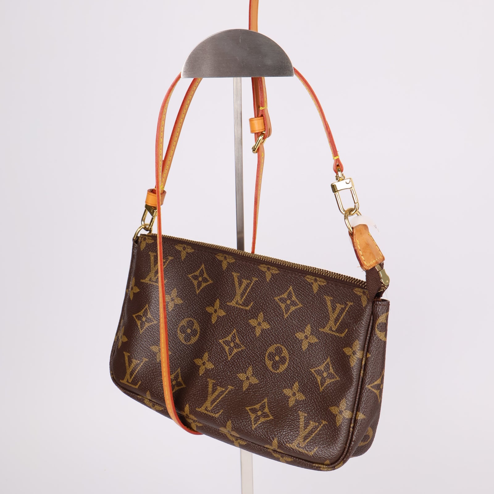 J1230-Louis Vuitton Pochette Accessories Old Model-Pre Owned