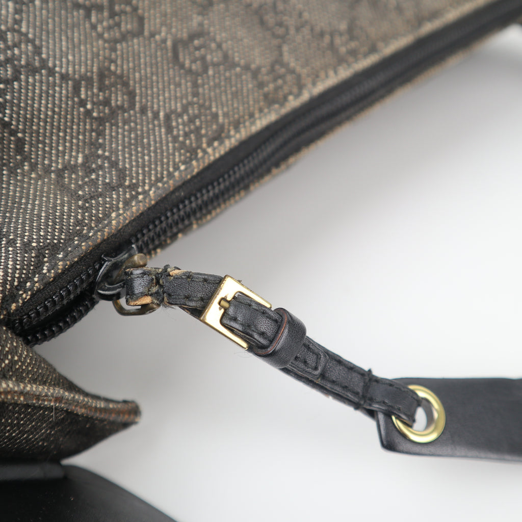 C2615 Gucci Shoulder Bag vintage black and grey GG monogram canvas small shoulder bag | Pre-Owned Very Good Black / Grey Monogram, GG Monogram Canvas