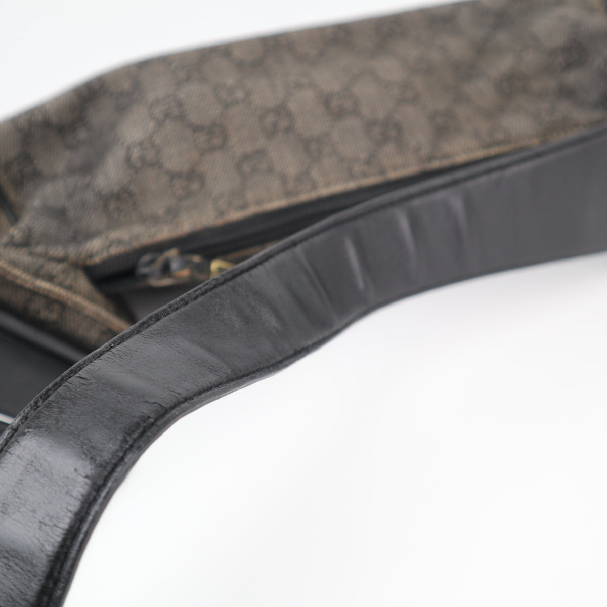 C2615 Gucci Shoulder Bag vintage black and grey GG monogram canvas small shoulder bag | Pre-Owned Very Good Black / Grey Monogram, GG Monogram Canvas